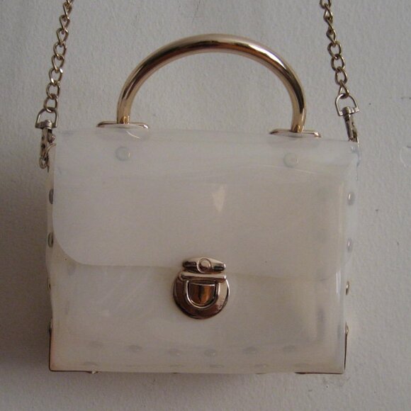 Trunk Style PVC Studded Stadium Crossbody Bag, Gold Cream - Picture 7 of 8